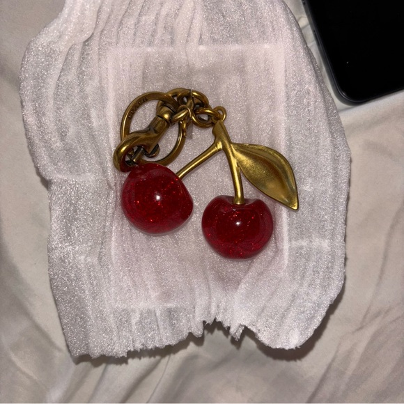 Coach cherry red charm - Picture 4 of 7